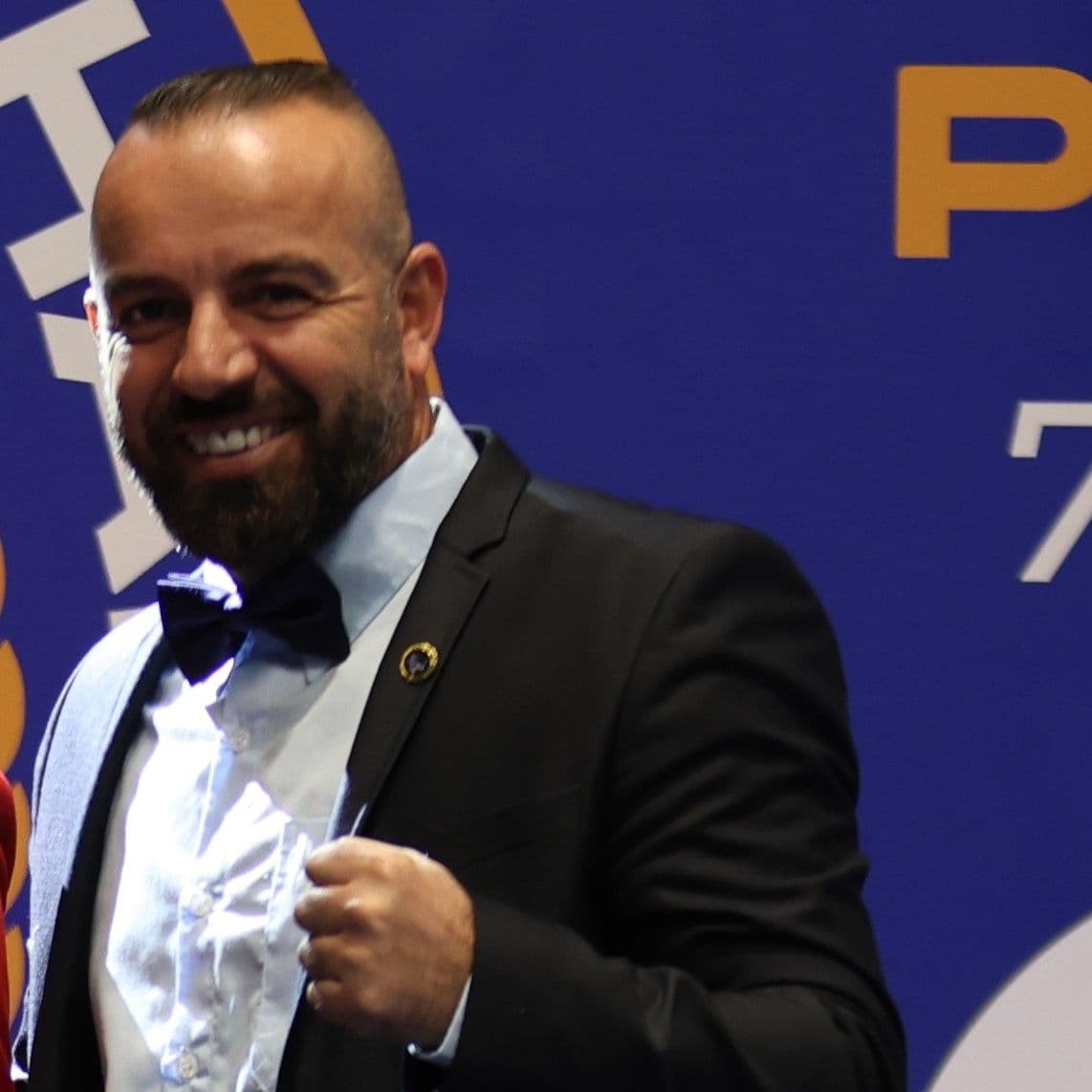 Foto e Arben Jonuzi